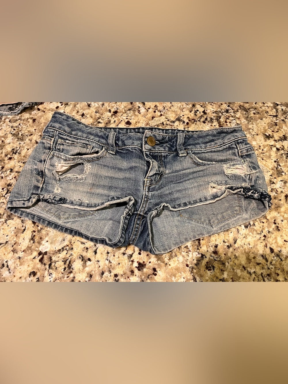 FLAWED-Vintage American Eagle Distressed Denim Women’s Shorts in Light Blue